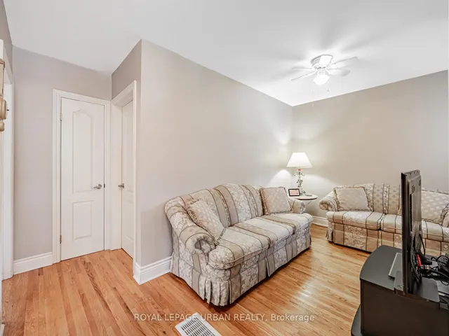Additional image 27 of 16 Mozart Ave