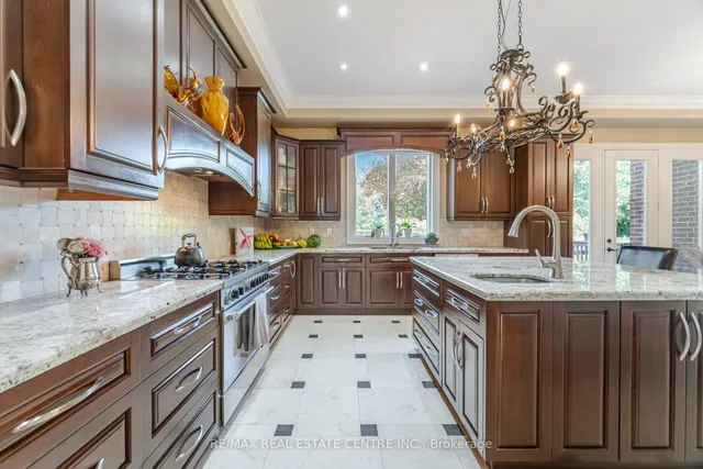 Additional image 16 of 275 Martin St