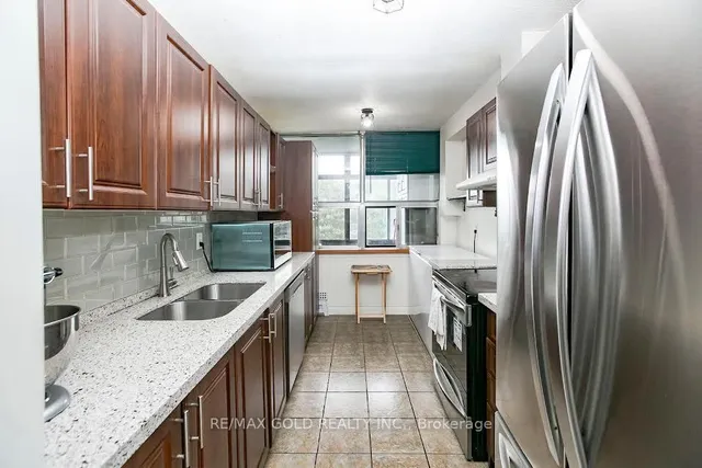 Additional image 17 of 15 Kensington Rd Unit 312