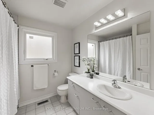 Additional image 25 of 13 Rocky Mountain Cres