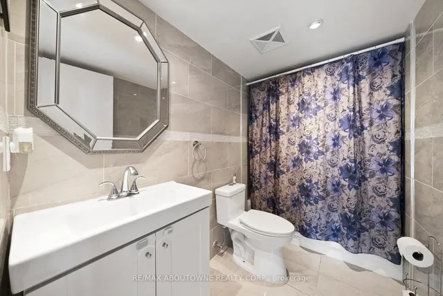 Additional image 18 of 5 Rowntree Rd Unit 407