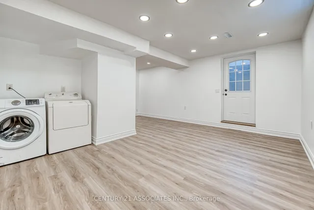 Additional image 39 of 5785 Sidmouth St