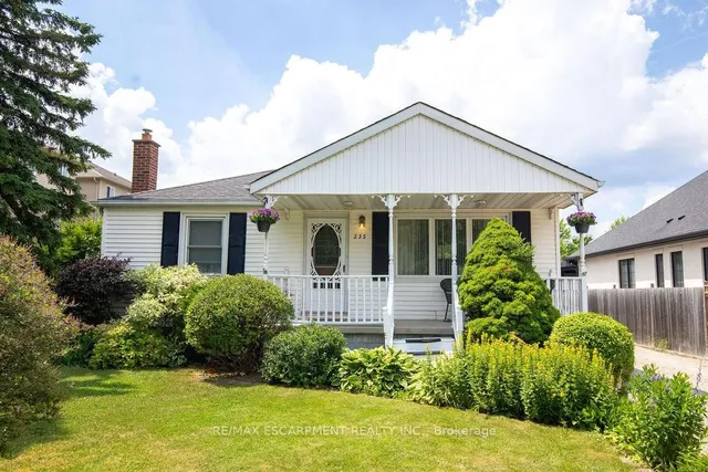 235 Upper Mount Albion Rd