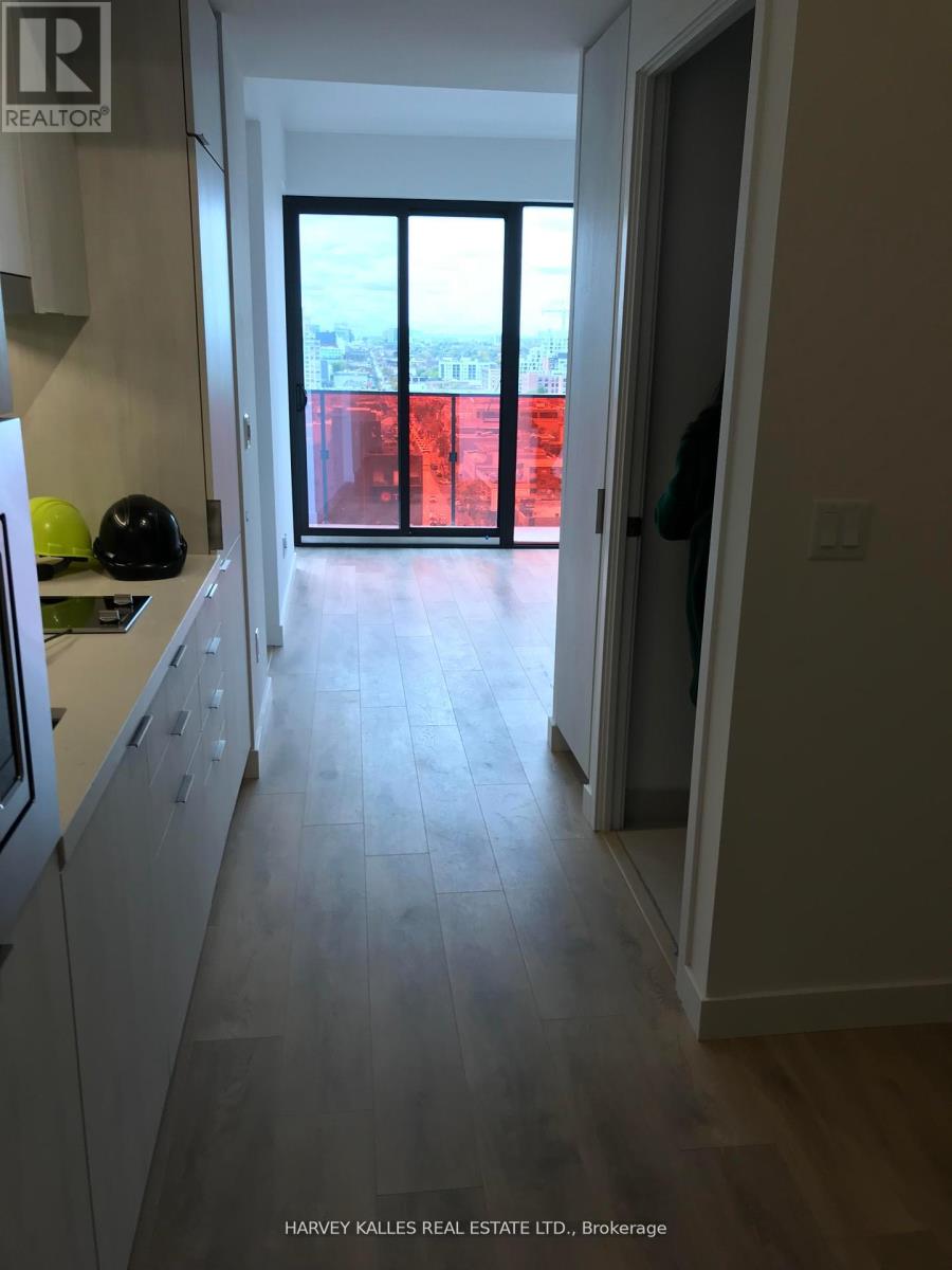 1002 - 215 QUEEN STREET W|Toronto (Waterfront Communities), Ontario M5V0P5