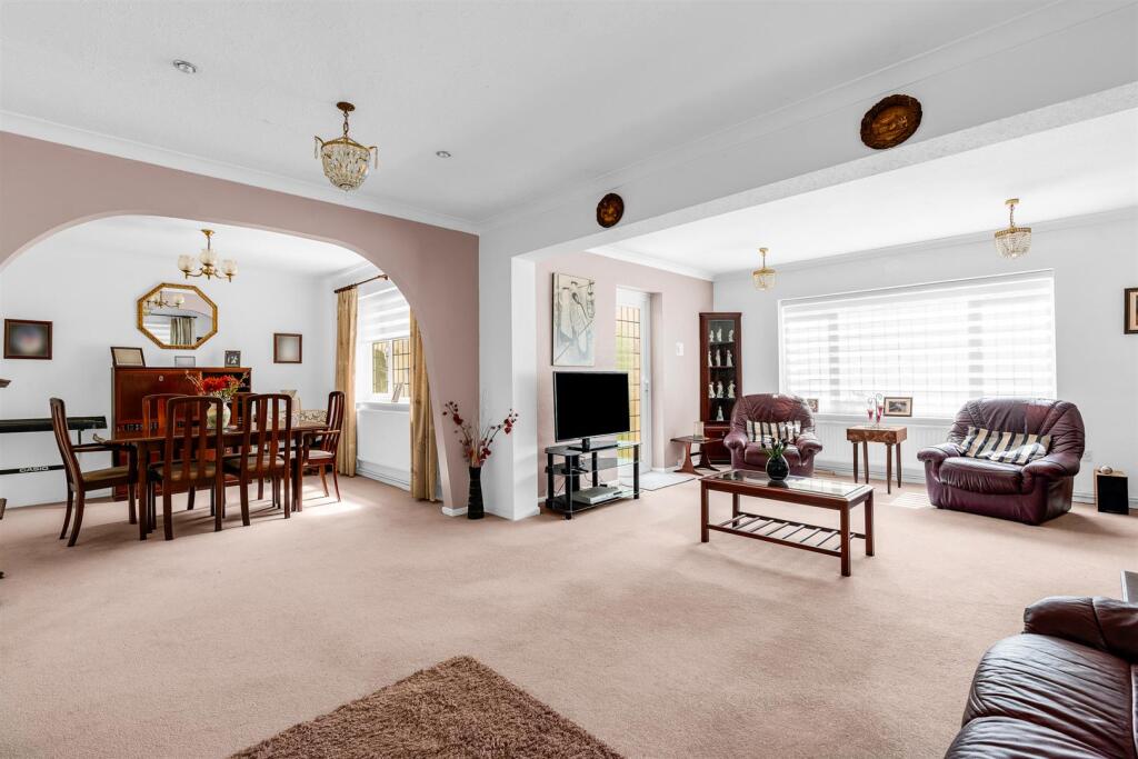Additional image 8 of Broom Hill, Welwyn