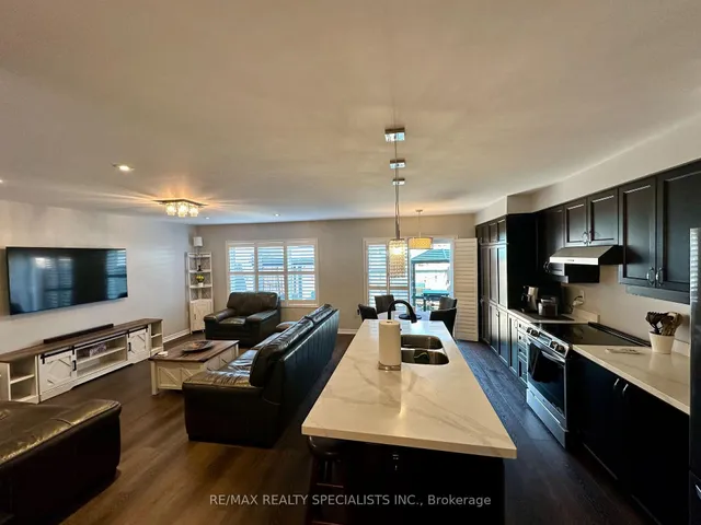 Additional image 4 of 313 Gooding Cres