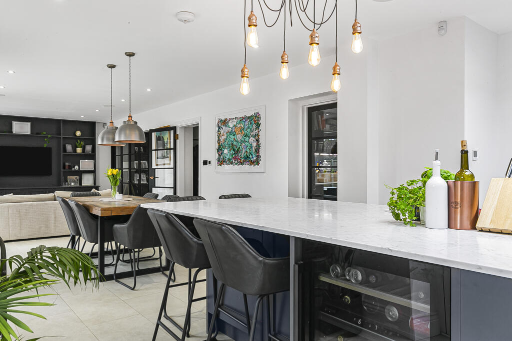 Additional image 8 of The Valley Green, Welwyn Garden City, Hertfordshire, AL8