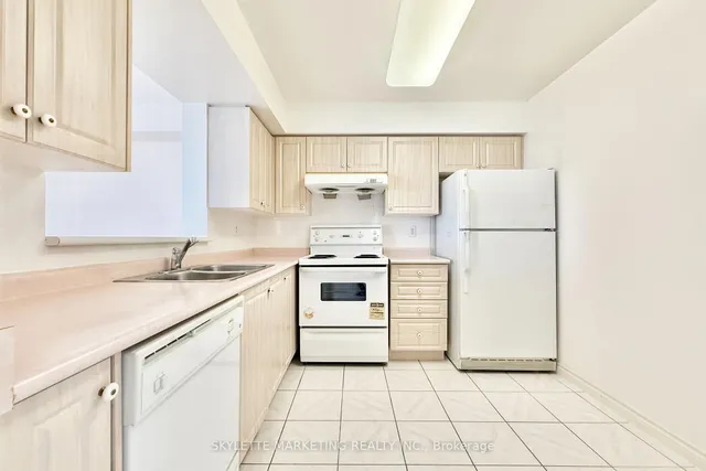 Additional image 7 of 5039 Finch Ave Unit 1109