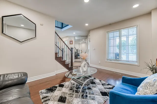 Additional image 9 of 5785 Sidmouth St