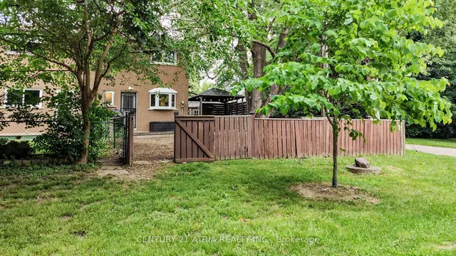 Additional image 37 of 120 Corby Cres