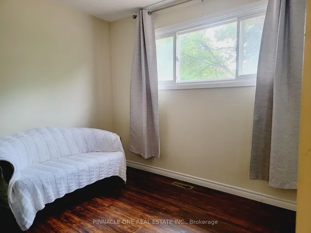 Additional image 36 of 61 Applegate Cres