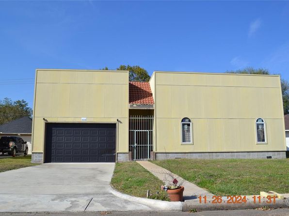 3106 Ashfield Dr, Houston, TX 77082