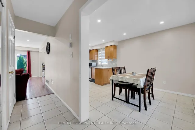 Additional image 26 of 4 SPARTAN Crt