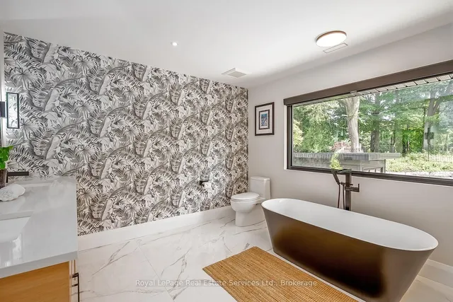 Additional image 30 of 111 Judith Cres