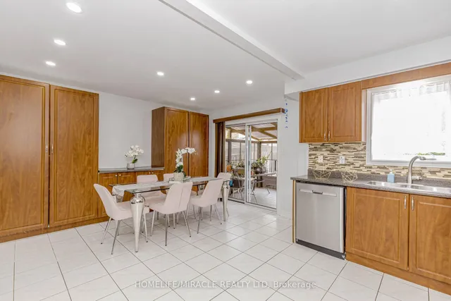 Additional image 15 of 41 Sunny Glen Cres