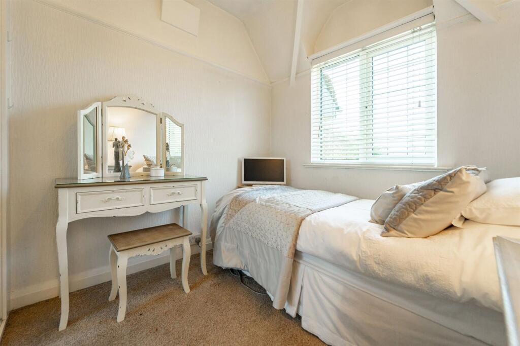 Additional image 11 of Robin Hood Lane, Hall Green