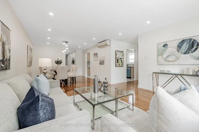 Additional image 13 of 27 Apache Tr