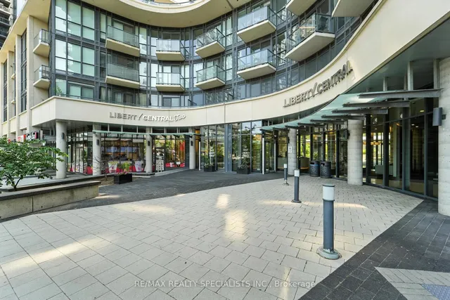 Additional image 37 of 51 East Liberty St Unit 401