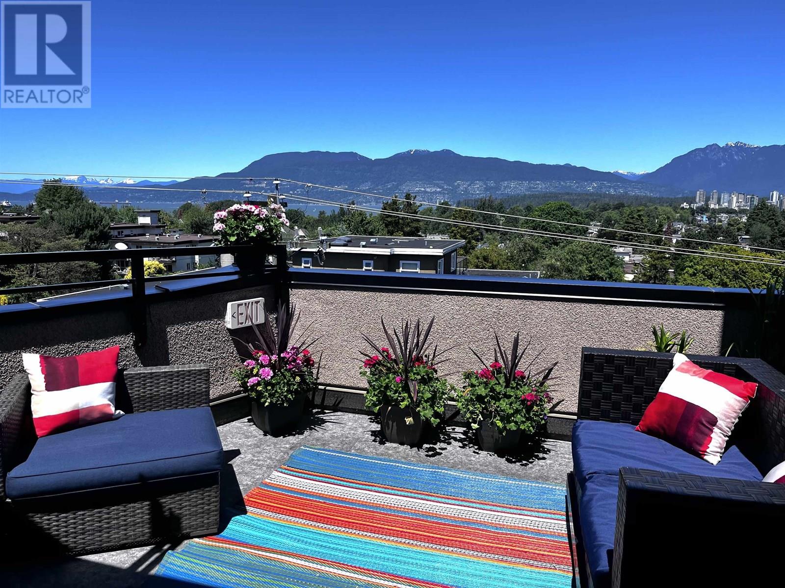 Property image for 11 2083 W 3RD AVENUE|Vancouver, British Columbia V6J1L4