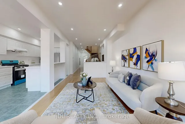 Additional image 7 of 52 Wyper Sq