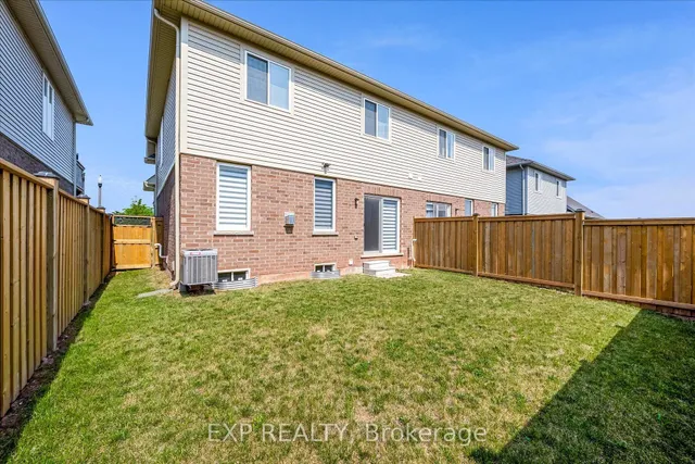 Additional image 33 of 45 Sauvignon Cres