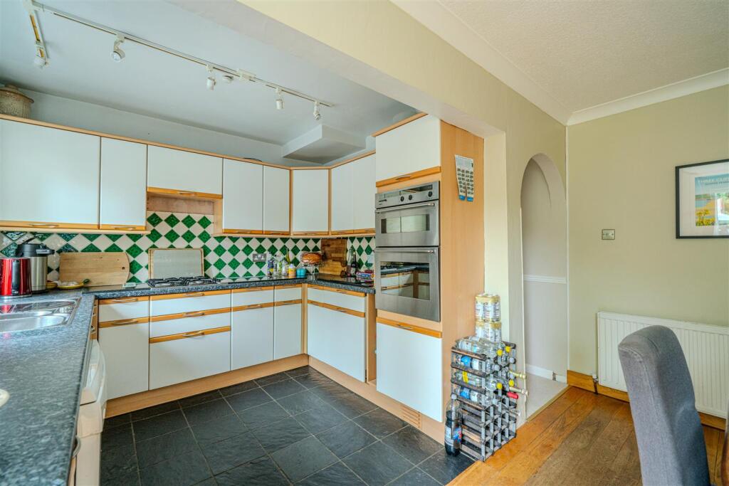 Additional image 9 of Langley Crescent, St. Albans