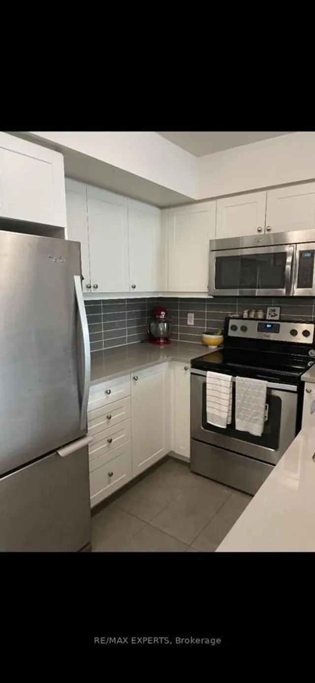 Additional image 4 of 25 Lower Simcoe St Unit 728