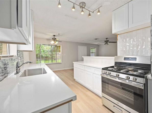 11622 Carvel Ln, Houston, TX 77072