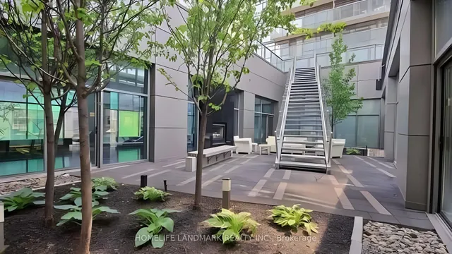 Additional image 30 of 38 Grenville St Unit 807