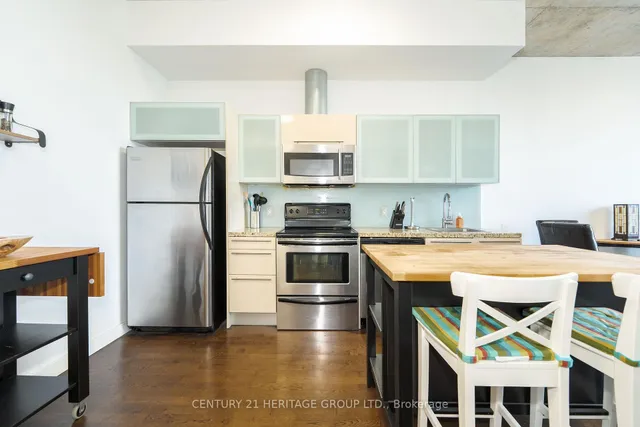 Additional image 3 of 33 Mill St Unit 607