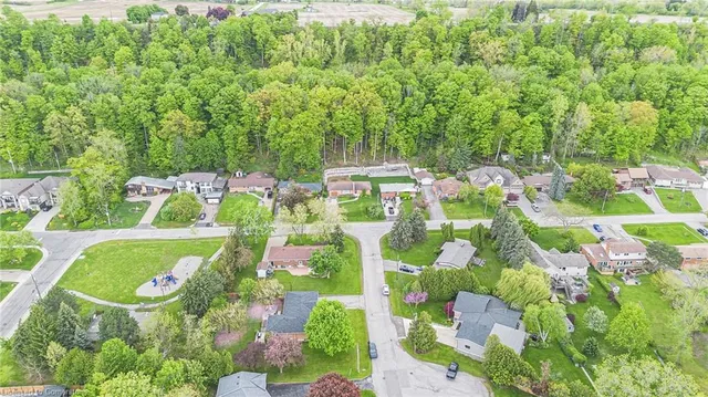 Additional image 5 of 4 Southmeadow Crt