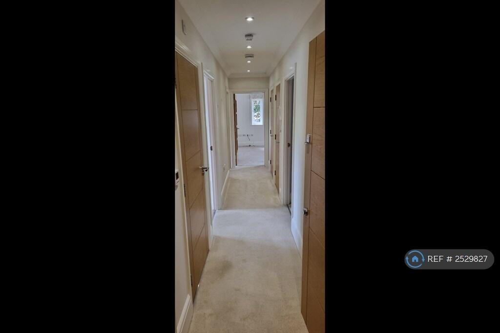 Additional image 22 of Bennets Lodge, Harpenden, AL5