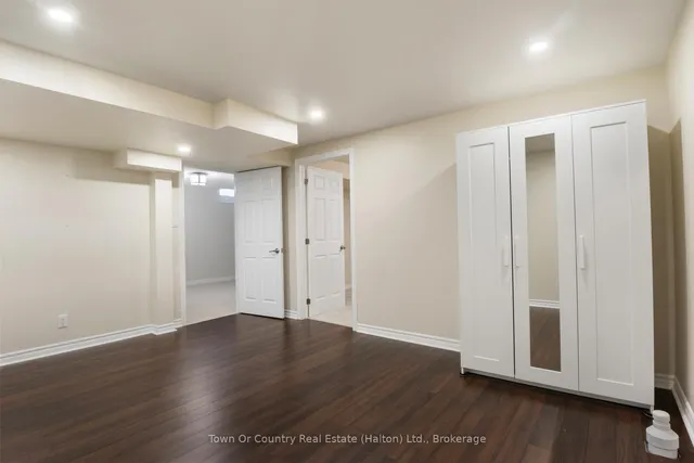 Additional image 39 of 258 Malick St