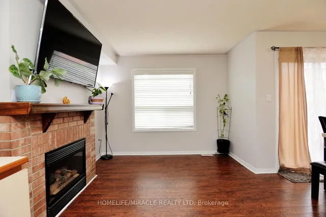 Additional image 20 of 37 Prairie Rose Circ