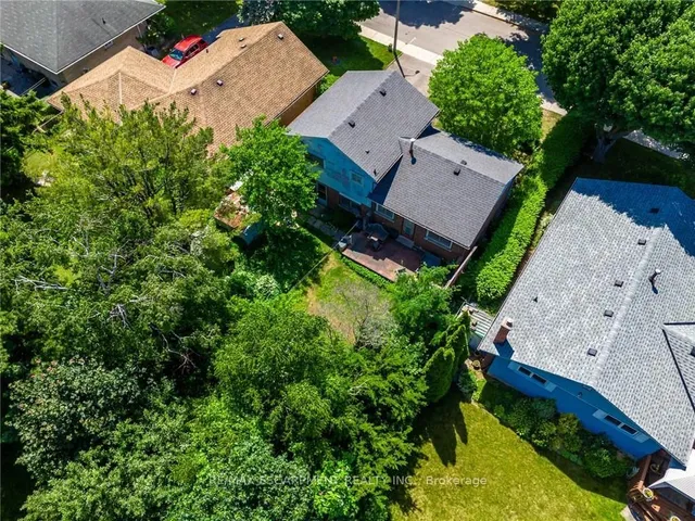 房产图片 3 - 176 Laurier Ave