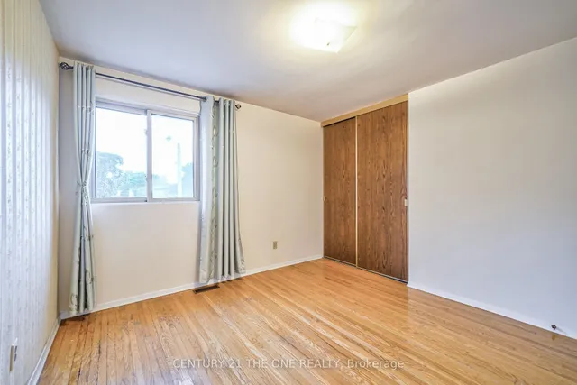 Additional image 25 of 54 Marblemount Cres