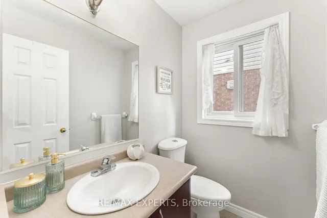 Additional image 36 of 56 Steepleridge St