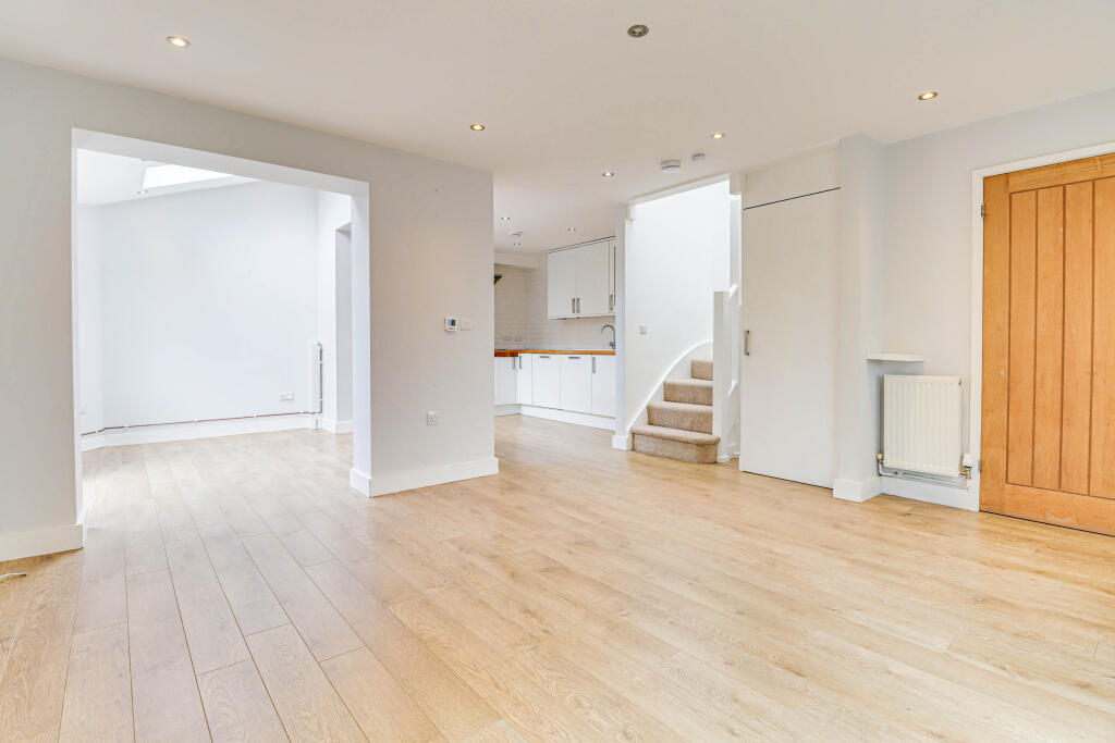 Additional image 9 of St. Lukes Place, Wellington Road, St. Albans, AL1