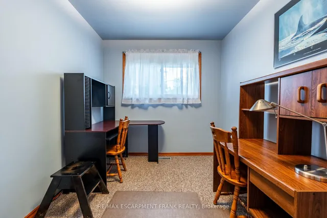 Additional image 30 of 6 DEAN Ave