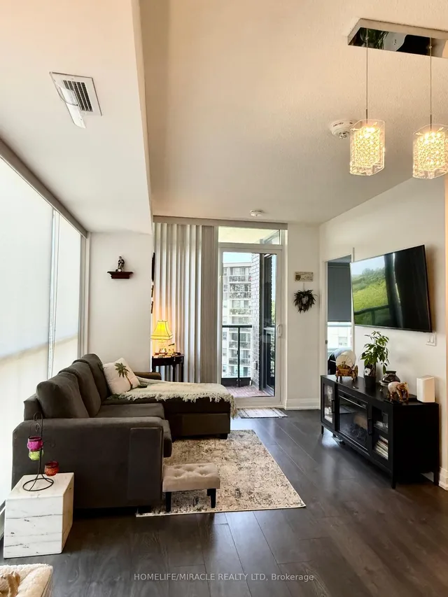 Additional image 30 of 26 Gibbs Rd Unit 543