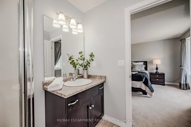 Additional image 27 of 56 Liddycoat Lane