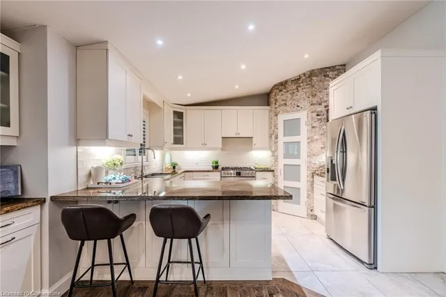 Additional image 19 of 4 Southmeadow Crt