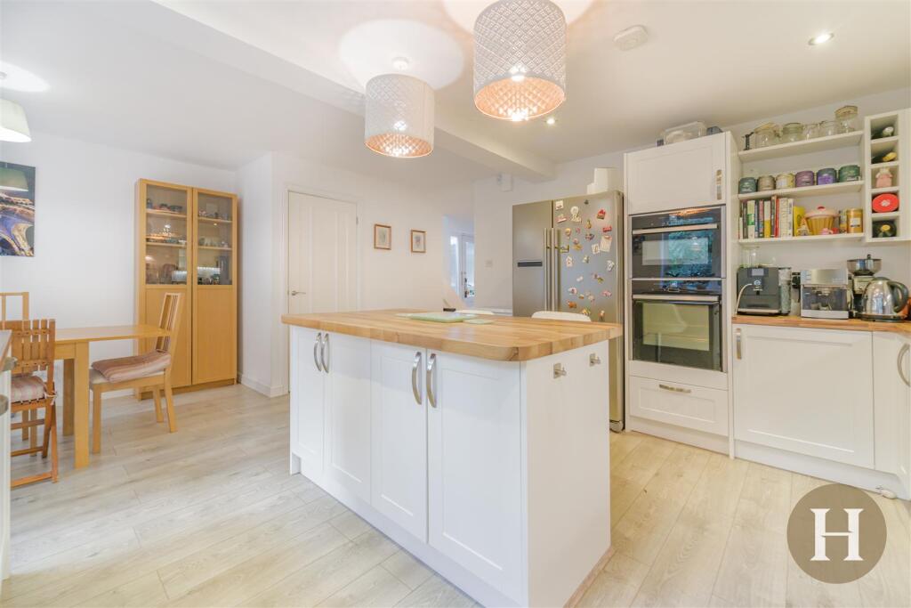 Additional image 10 of Kesteven Close, Edgbaston, Birmingham, B15