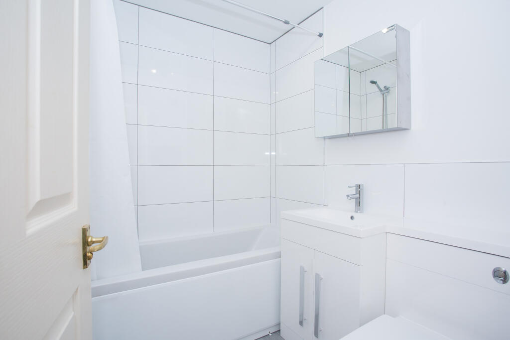 Additional image 7 of Granville Road, St.Albans, Herts, AL1