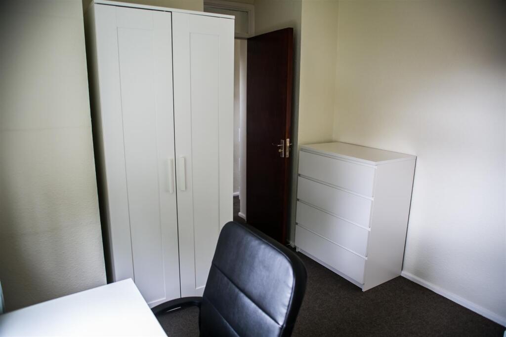 Additional image 26 of Leahurst Crescent, Harborne, Birmingham