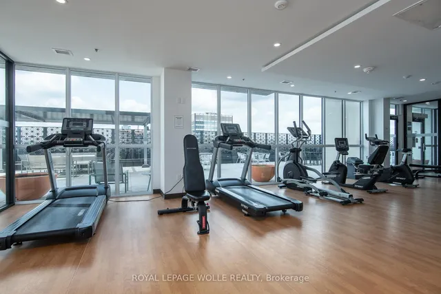 Additional image 39 of 1601 Charles St Unit 1601