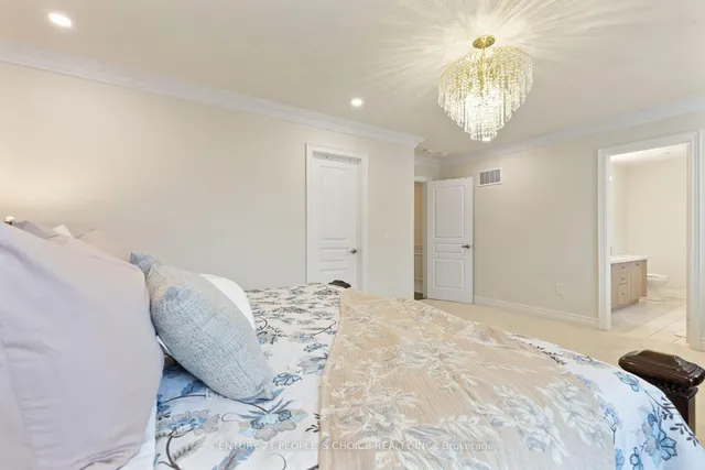 房产图片 18 - 240 Etheridge Ave