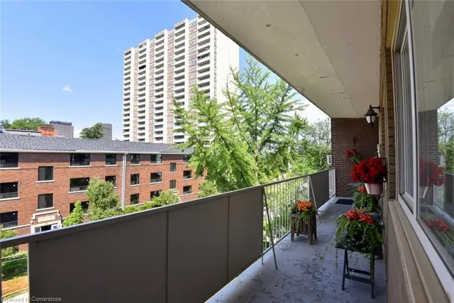 Additional image 34 of 75 Duke St Unit 410