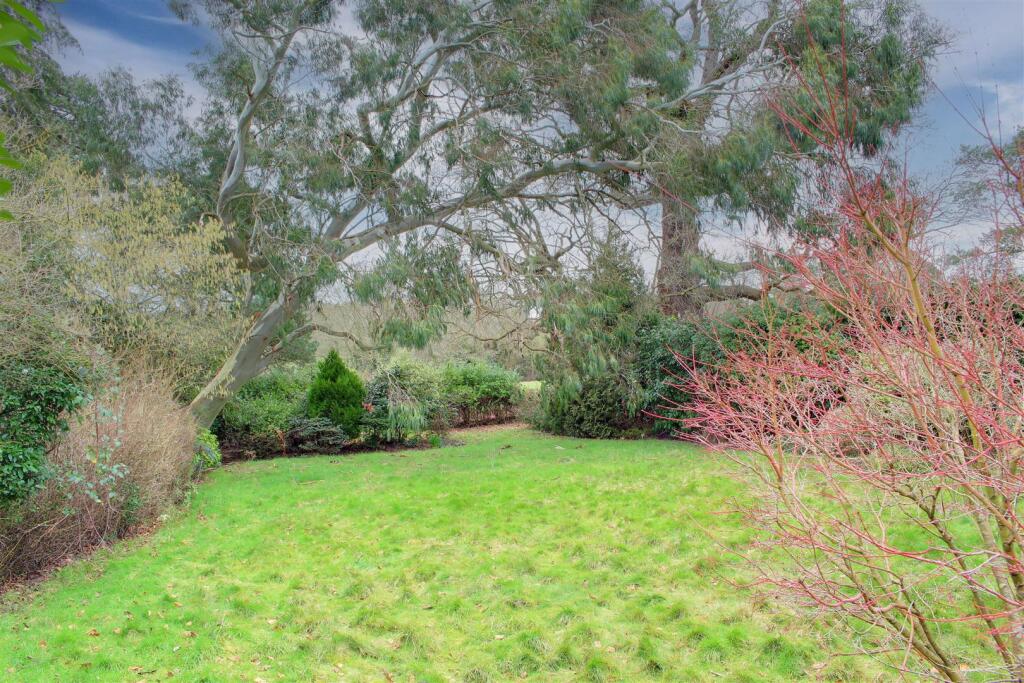 Additional image 21 of Brookmans Avenue, Brookmans Avenue
