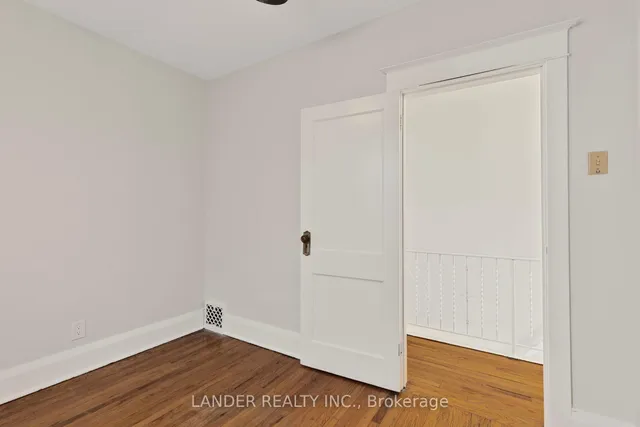 Additional image 18 of 98 Chatham Ave